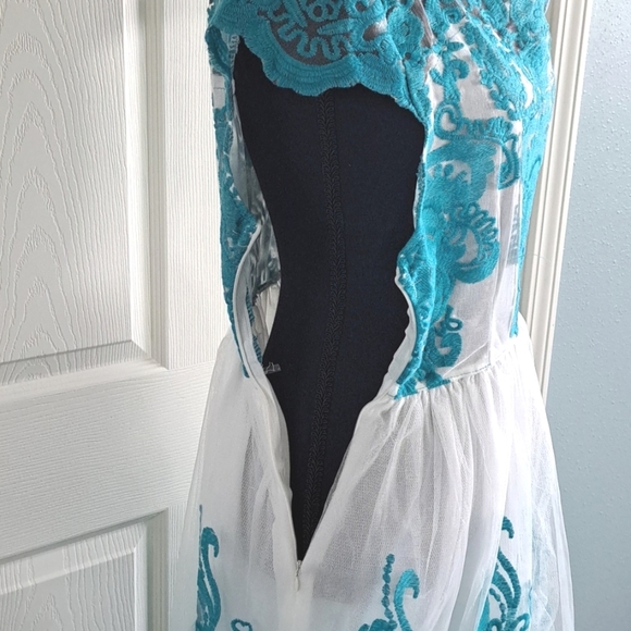 Formal Elegant Teal White Embroidered Tulla Lace Festive Mid Length Dress. - Picture 6 of 9